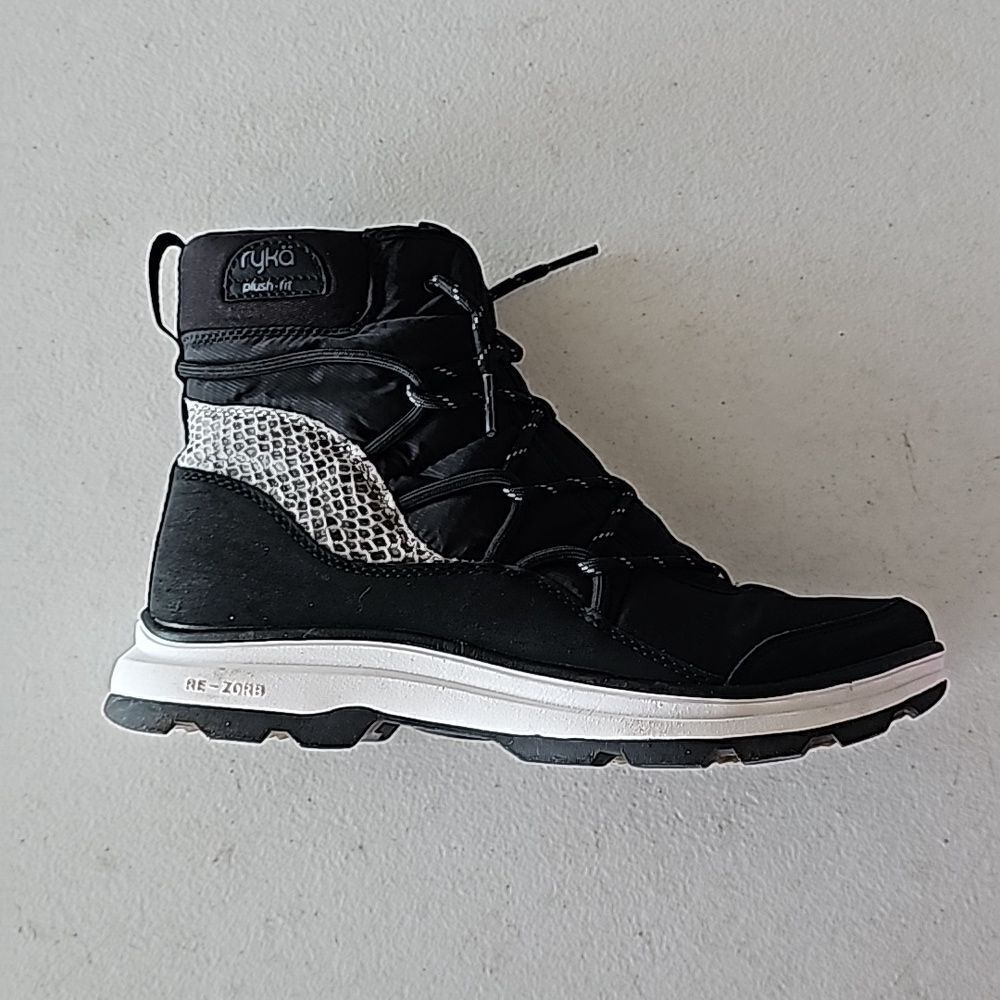 New Ryka Black Waterproof Brae Boots, Size 8 Wide